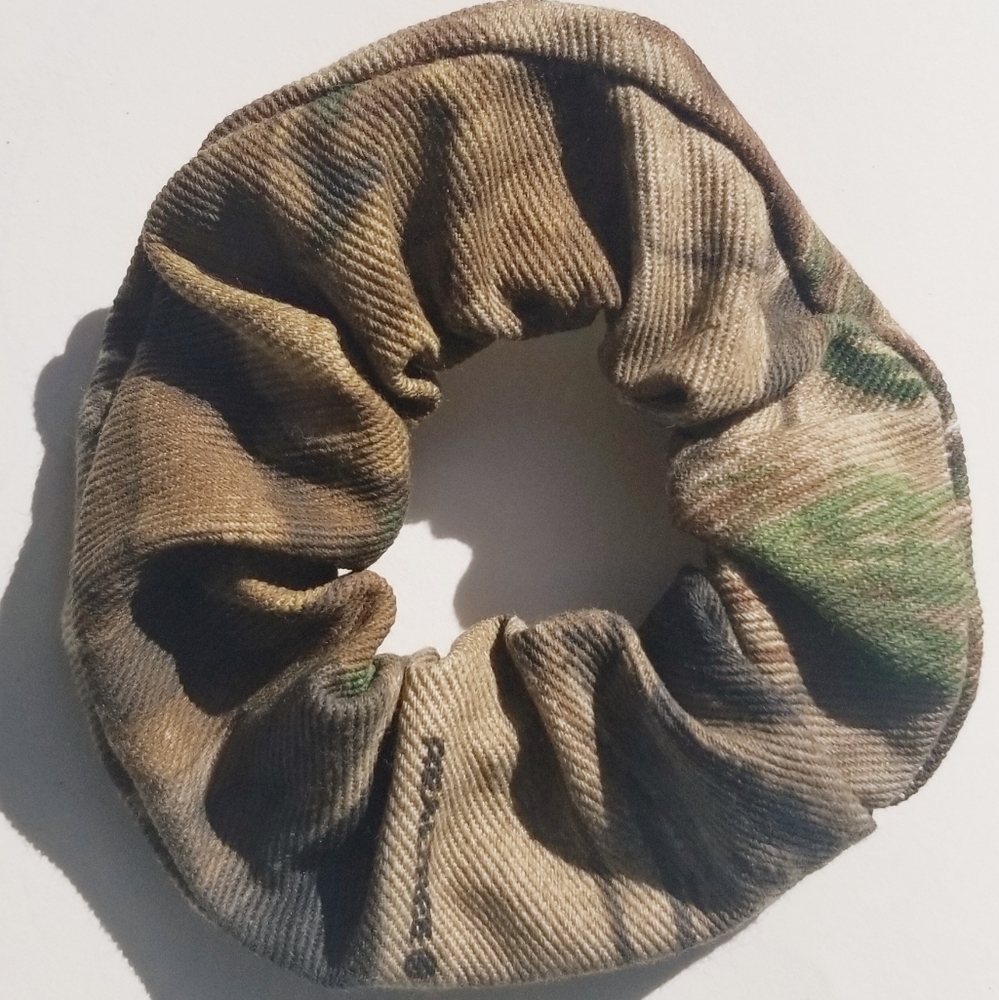 Real tree scrunchie